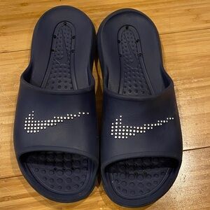 Nike Navy pool Slide Sandals with White Swoosh men’s US 9 /women’s U 10